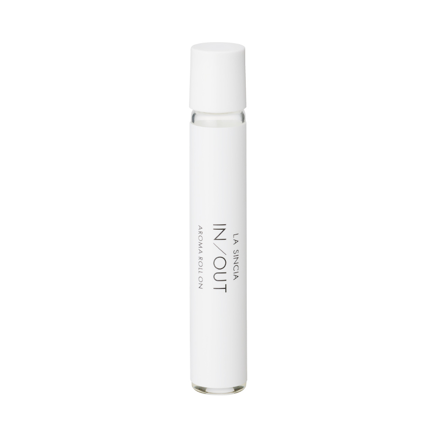 ラシンシア IN/OUT アロマロールオン 8ml